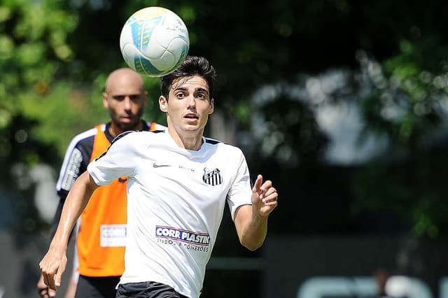 Léo Cittadini, meia do Santos, pegou dengue neste ano (Foto: Ivan Storti/Santos FC)