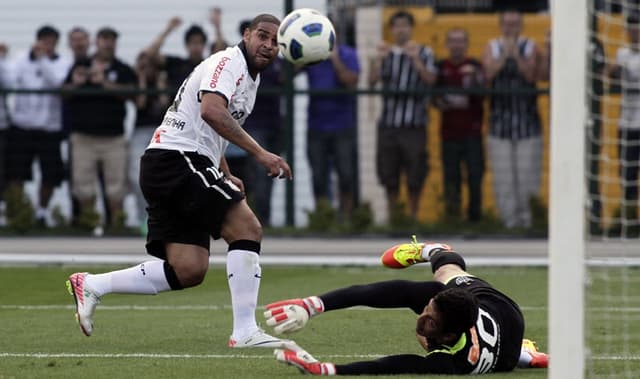 Adriano Corinthians Atlético-MG