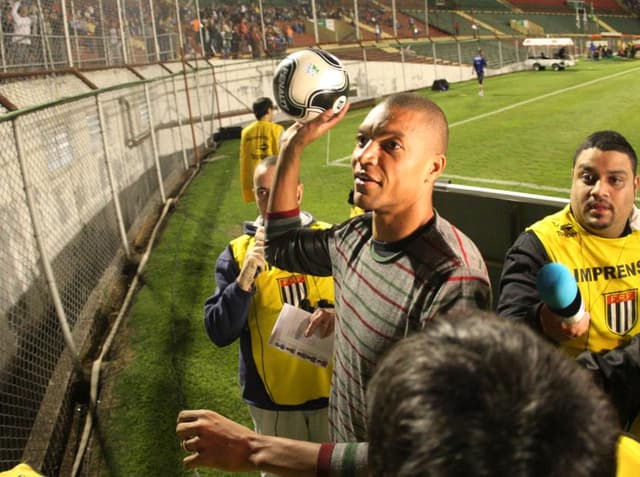 Dida - Portuguesa x Vasco (Foto: Tom Dib)