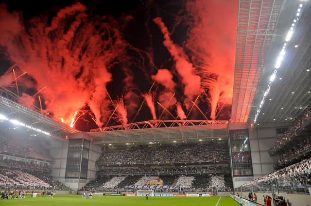 Torcida Atlético-MG no Independência (Foto: Daniel Oliveira/Fotoarena)