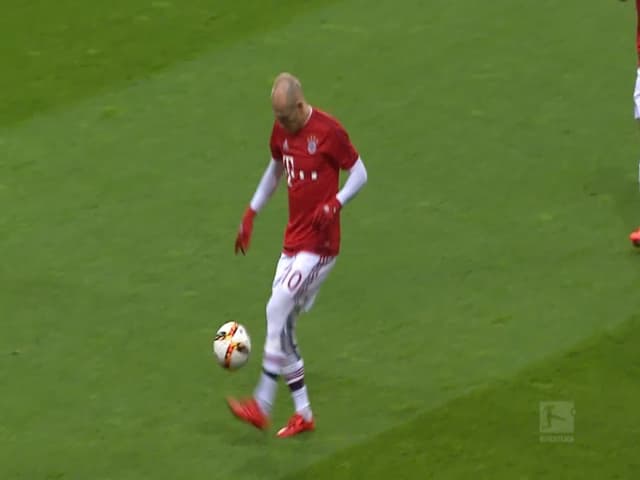 Jogadores do Bayern mostram habilidade em aquecimento