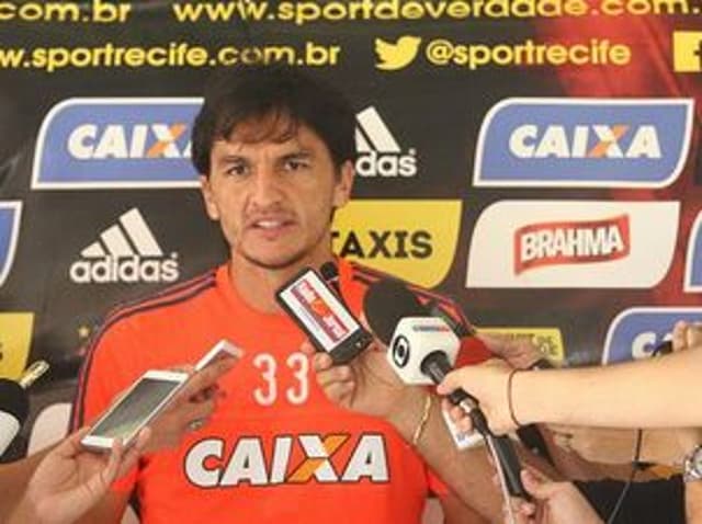 Matheus Ferraz, zagueiro do Sport