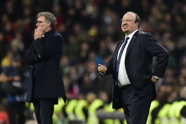 Rafa Benítez não liga para as vaias da torcida do Real (Foto: Javier Soriano / AFP)