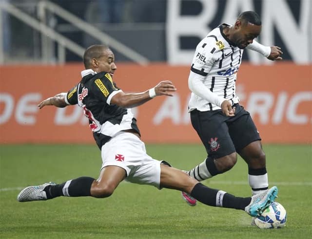 Vasco x Corinthians (Foto: Ari Ferreira)