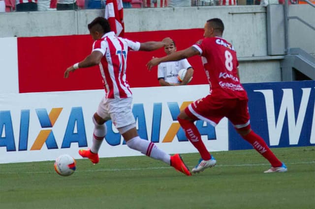 Campeonato Brasileiro SerieB - Nautico x Crb (foto:Adelson Carneiro/PernambucoPress)