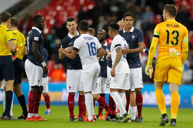 Inglaterra x França (Foto: ADRIAN DENNIS/AFP)