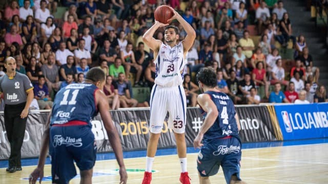 Bauru vence mais uma (Foto: Divulgação/LNB)