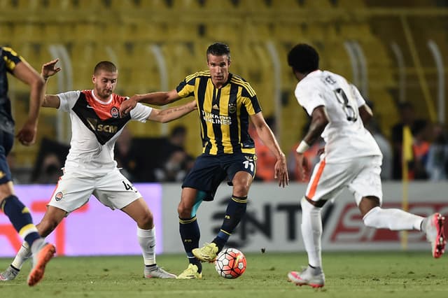 Van Persie - Fenerbahçe (Foto: AFP / OZAN KOSE)