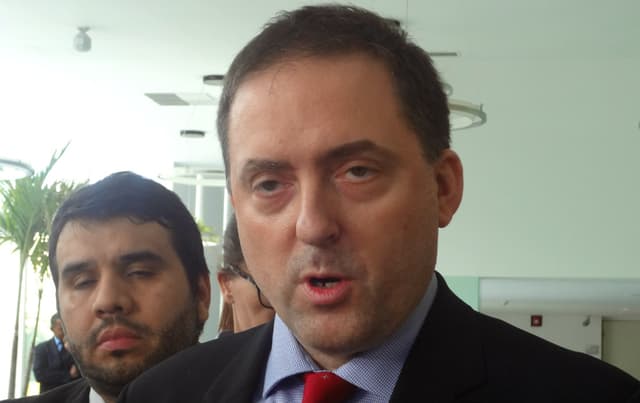 Gorka Villar falou, mas não deu explicações (Foto: Igor Siqueira)