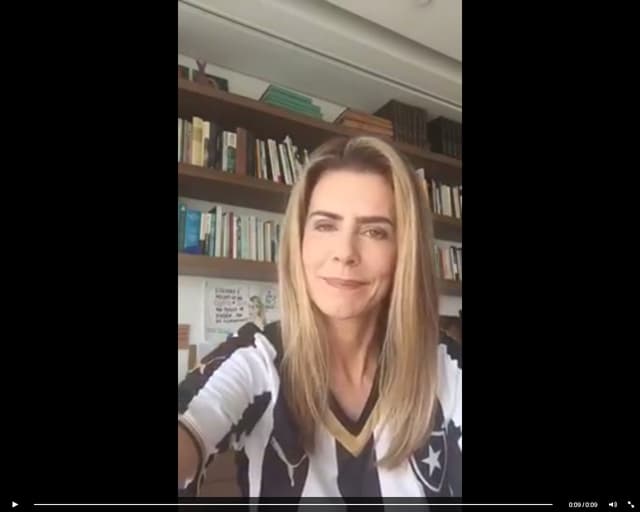 Maitê Proença prometeu ficar nua se o Botafogo subisse (Reprodução)