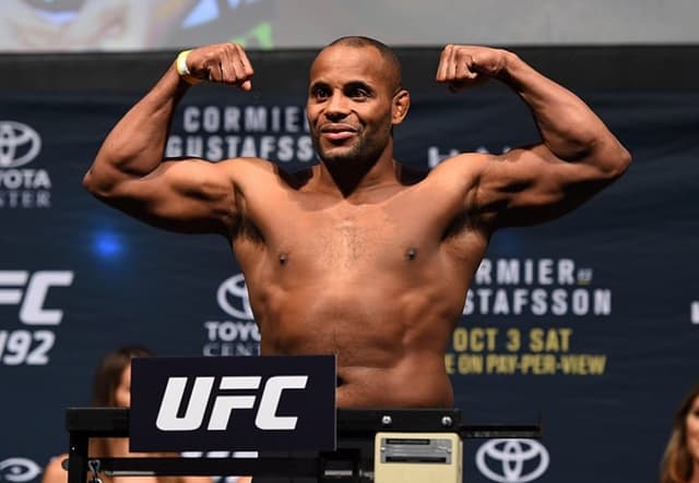 Daniel Cormier é o atual campeão meio-pesado do UFC