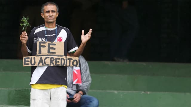 HOME - Coritiba x Vasco - Campeonato Brasileiro - Torcida do Vasco (Foto: Geraldo Bubniak/AGB/LANCE!Press)