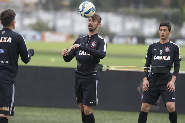 Matheus Vargas - treino do Corinthians