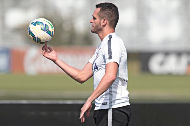 Treino Corinthians Renato Augusto (foto:Daniel Augusto Jr)