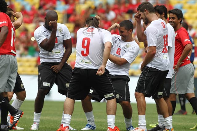 FOTOS - Confira as imagens marcantes do Jogo das Estrelas (foto:Paulo Sergio/LANCE!Press)