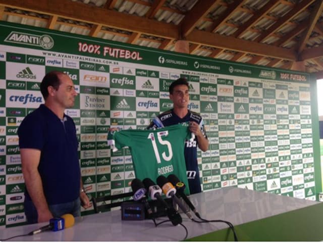 Rodrigo chega ao Palmeiras