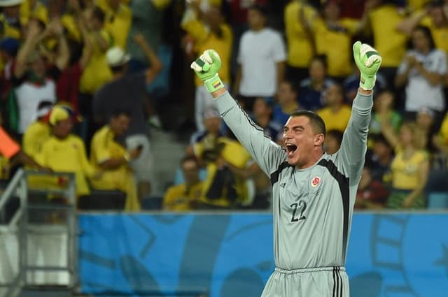 Aos 43 anos, Mondragón disputou a Copa do Mundo de 2014, no Brasil (Foto: AFP)