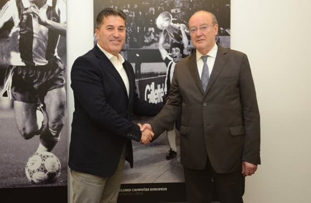 José Peseiro apresentado pelo Porto (Foto: Divulgação)