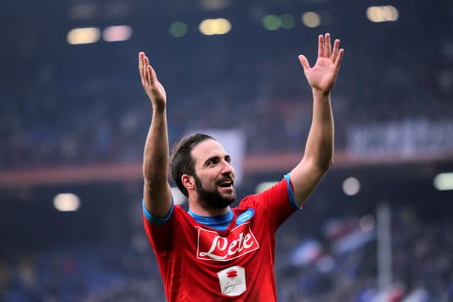 Higuaín - Sampdoria x Napoli (Foto: Marco Bertorello / AFP)