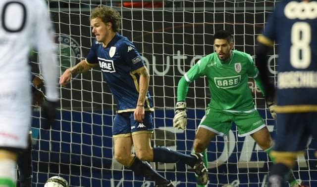 Victor Valdés - Standard Liège (Foto: Divulgação)