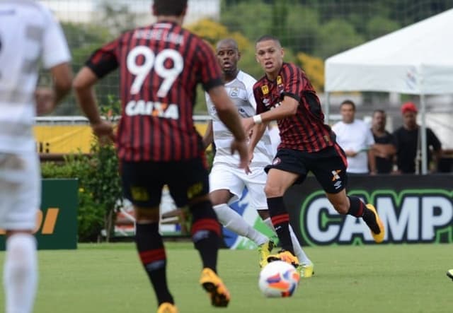 Time atleticano jogou mal e pouco criou neste sábado