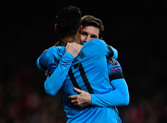 Arsenal x Barcelona (foto:ADRIAN DENNIS / AFP)