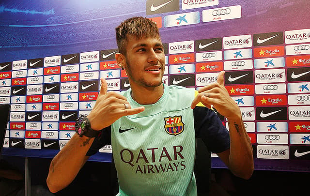 Neymar participa de coletiva de imprensa em Barcelona (Foto: Quique Garcia/AFP)