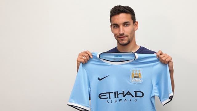 Apresentação Jesus Navas no Manchester City (Foto: Divulgação)