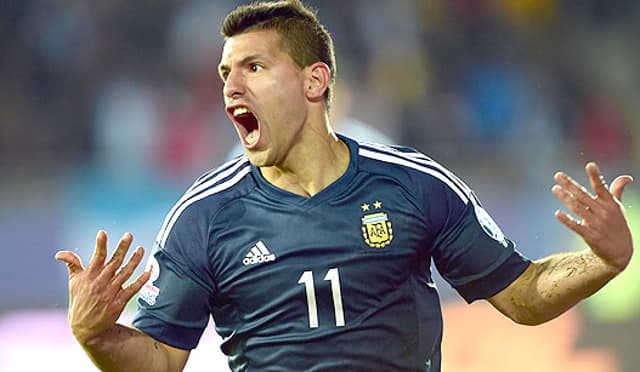 HOME - Argentina x Uruguai - Copa América - Gol de Aguero (Foto: Martin Bernetti/AFP)