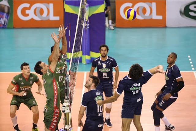 Em jogo equilibrado, Vôlei Brasil Kirin é superado, mas mantém 3º lugar