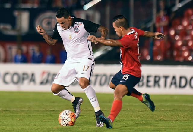 Libertadores - Cerro Porteno x Corinthians (foto:NORBERTO DUARTE / AFP)