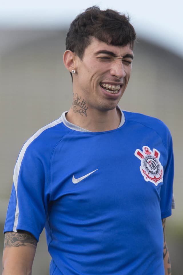 Rildo não joga pelo Corinthians desde setembro de 2015 (Foto: Daniel Augusto Jr)