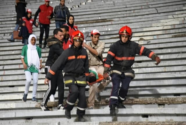 Briga no Marrocos - Raja Casablanca (Foto: AFP)