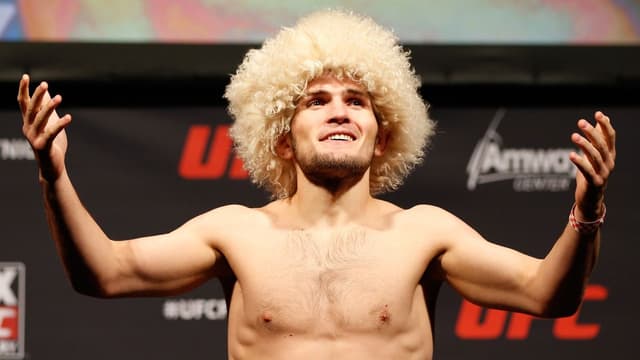 Khabib Nurmagomedov volta ao UFC no dia 16 de abril (FOTO: Reprodução)