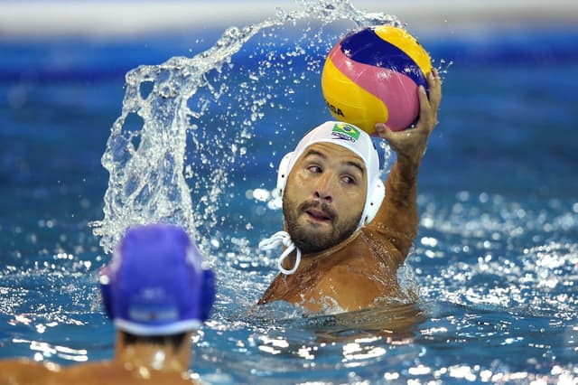 Felipe Perrone é destaque da Seleção Brasileira