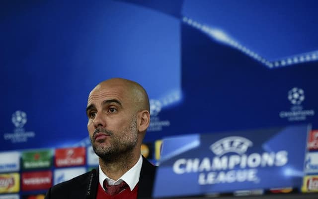 Bayern - Guardiola (Foto: FRANCISCO LEONG / AFP)