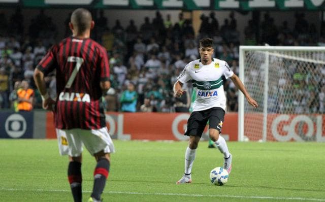 Zagueiro Juninho - Coritiba