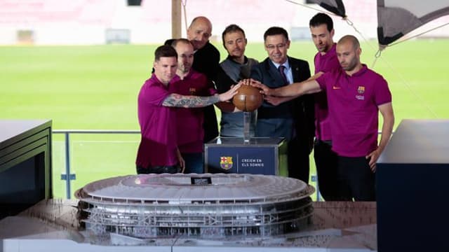 Maquete do Nou Camp Nou