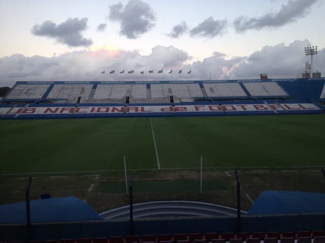 Estádio Parque Central, casa do Nacional, do Uruguai (Foto: Bruno Cassucci)