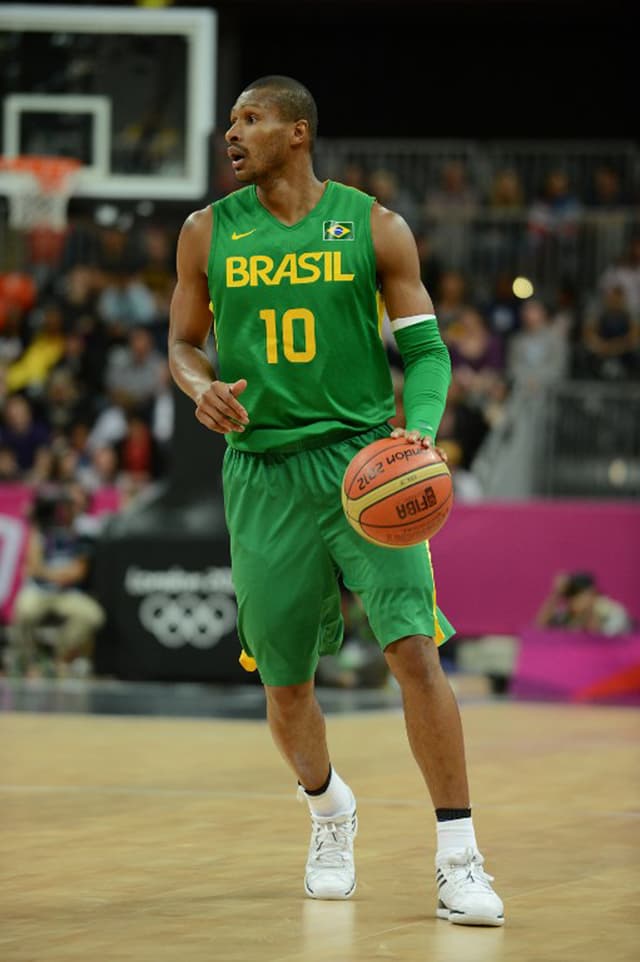 O armador Leandrinho é uma das grandes armas do basquete brasileiro