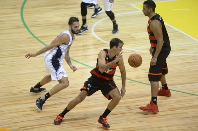 Basquete - Flamengo x Orlando Magic (foto:(Foto: Celso Pupo/Fotoarena/Lancepress!)