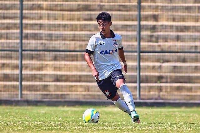 Fabrício Oya  em jogo pelo Corinthians (Foto: Arquivo pessoal)