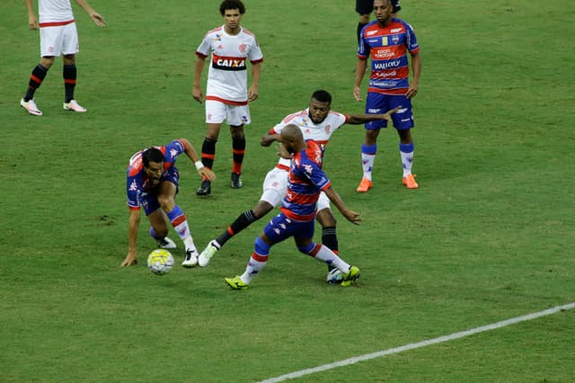 Flamengo perde para o Fortaleza e se complica na Copa do Brasil