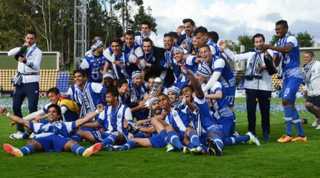 Porto B campeão