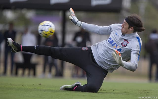 Cássio deve desfalcar o Corinthians na estreia do Brasileirão (Foto: Daniel Augusto Jr)