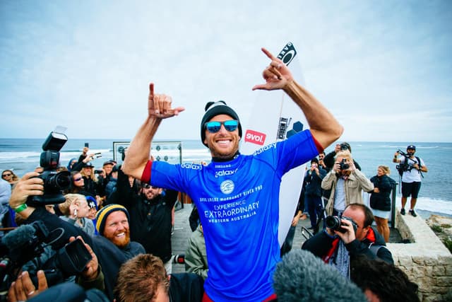 Sebastian Zietz comemora título da etapa de Margaret River (Foto: Ed Sloane/WSL)