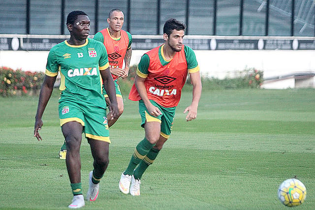 Jomas, Guilherme Costa e Leandrão - Treino do Vasco