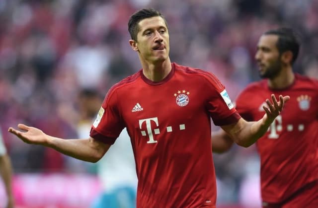 O polonês Lewandowski foi o artilheiro do Alemão pelo Bayern de Munique