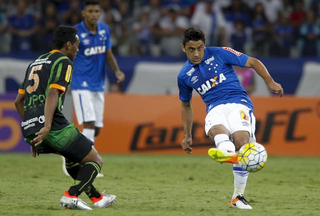 Robinho, meia-atacante do Cruzeiro (Foto: Washington Alves/Light Press/Cruzeiro)