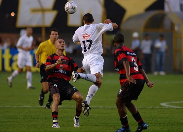 Flamengo começou "Era dos Pontos Corridos" com duas vitórias, dois empates e e uma derrota